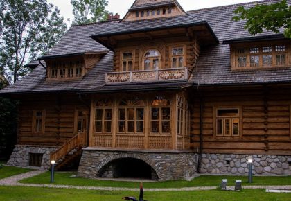 Informacja dla zwiedzających willę Oksza