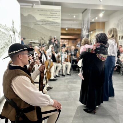 Wernisaż wystawy 150 lat Budowlanki w Zakopanem