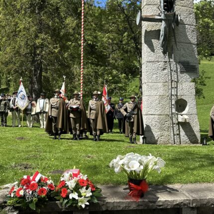 Uroczyste obchody upamiętniające 82. rocznicę rozstrzelania więźniów Palace