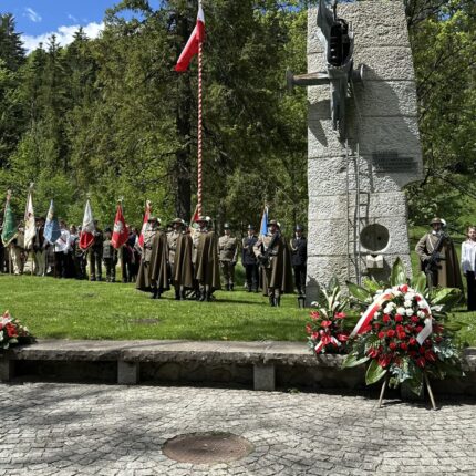 Uroczyste obchody upamiętniające 82. rocznicę rozstrzelania więźniów Palace