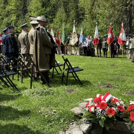 Uroczyste obchody upamiętniające 82. rocznicę rozstrzelania więźniów Palace