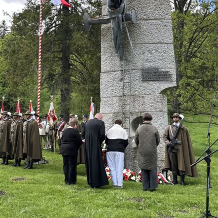 Uroczyste obchody upamiętniające 82. rocznicę rozstrzelania więźniów Palace