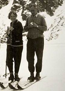 Wanda Gentil-Tippenhauer i Józef Oppenheim nad Czarnym Stawem Gąsienicowym, ze zbiorów Muzeum Tatrzańskiego w Zakopanem