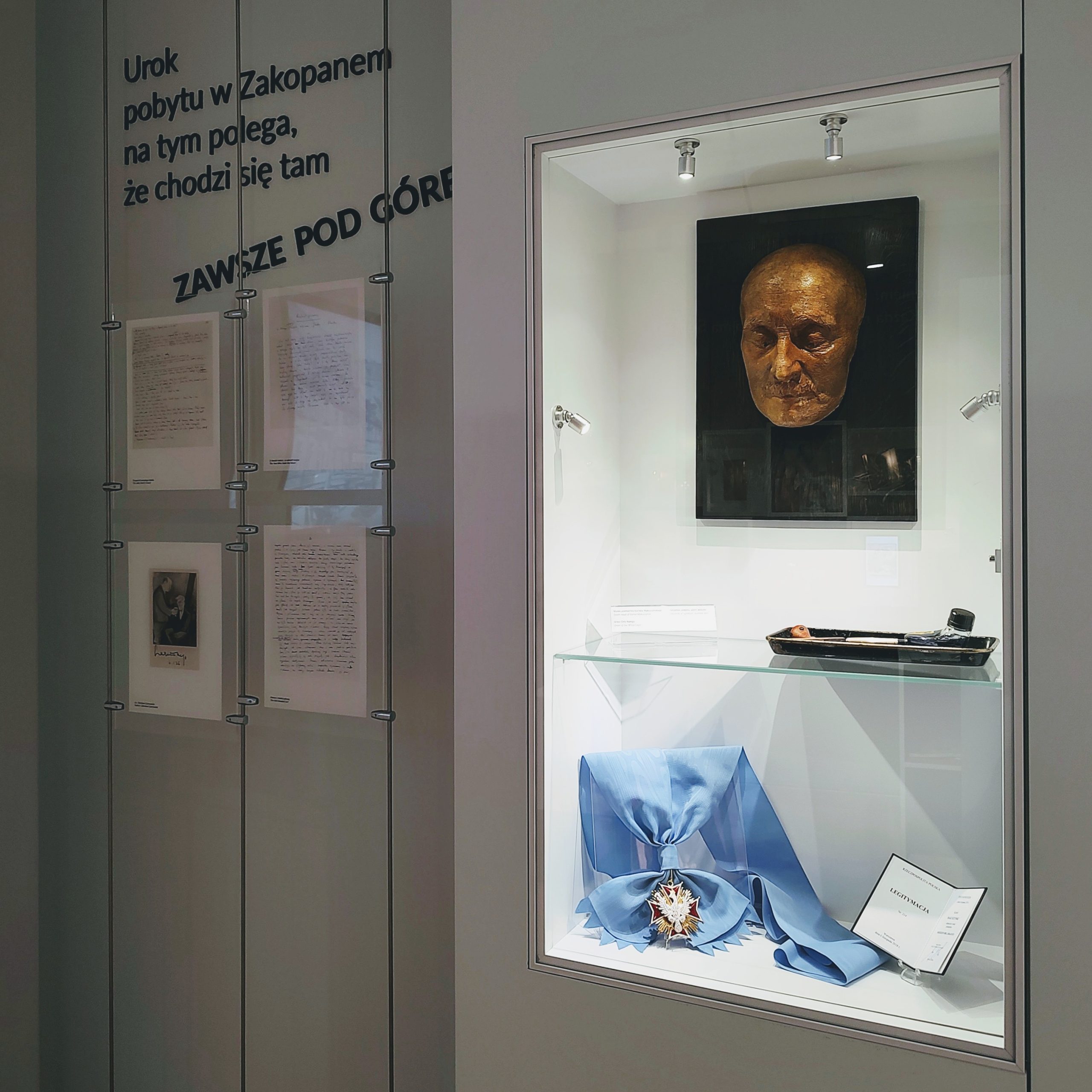 Order Orła Białego, Muzeum Kornela Makuszyńskiego w willi Opolanka