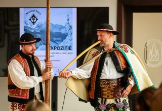 TRZY KOLEJNE WYSTAWY W RAMACH PROJEKTU: NATURA I KULTURA: GÓRY, KTÓRE INSPIRUJĄ