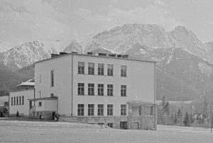 Fot: Szkoła na Wilczniku w 1933 roku