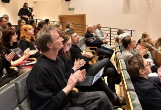 Rozmowy o długim trwaniu — konferencja na 40-lecie Galerii