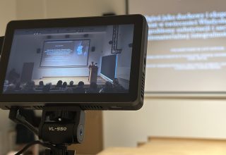 Rozmowy o długim trwaniu — konferencja na 40-lecie Galerii