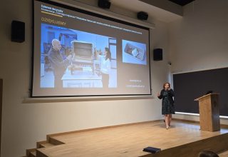 Rozmowy o długim trwaniu — konferencja na 40-lecie Galerii