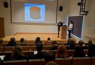 Rozmowy o długim trwaniu — konferencja na 40-lecie Galerii