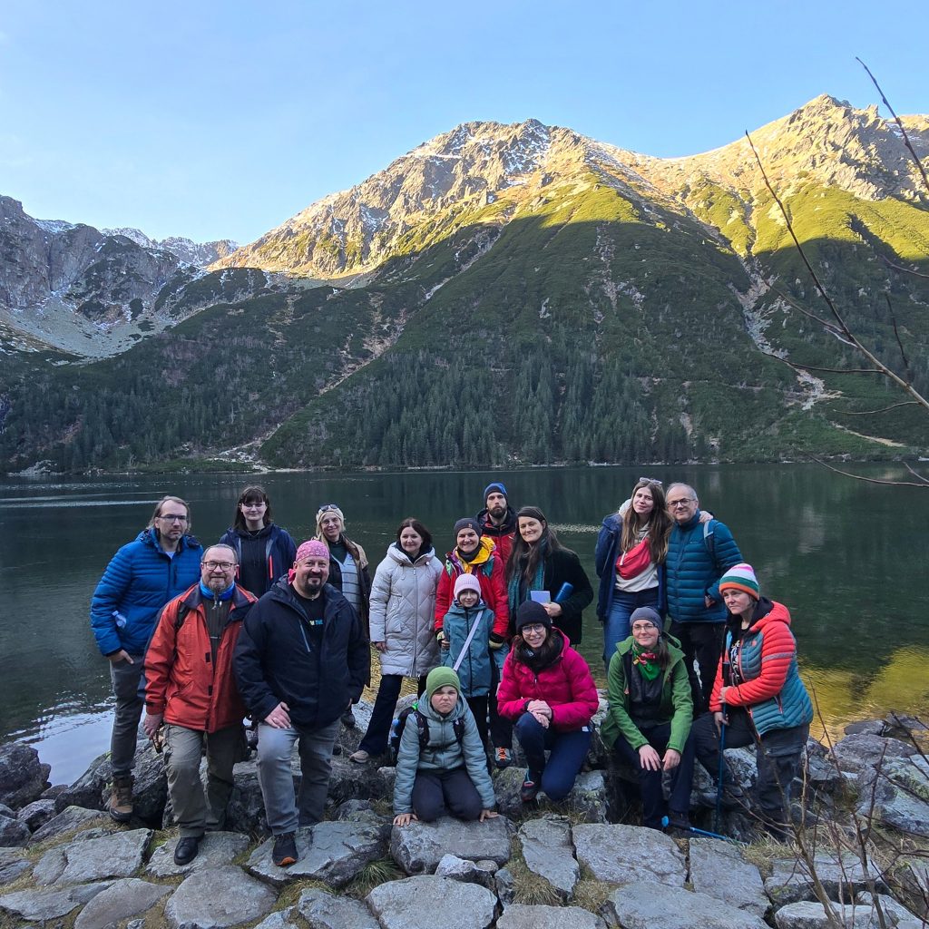 uczestnicy konferencji nad Morskim Okiem